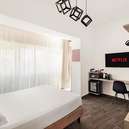 רומא Adelante Rooms San Giovanni מראה חיצוני תמונה