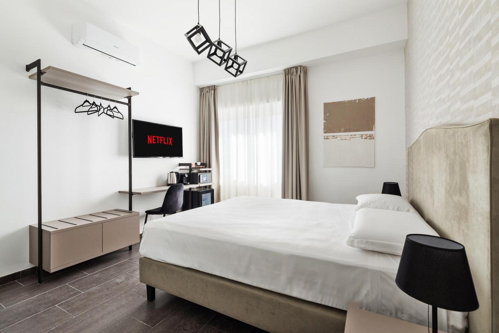 רומא Adelante Rooms San Giovanni מראה חיצוני תמונה