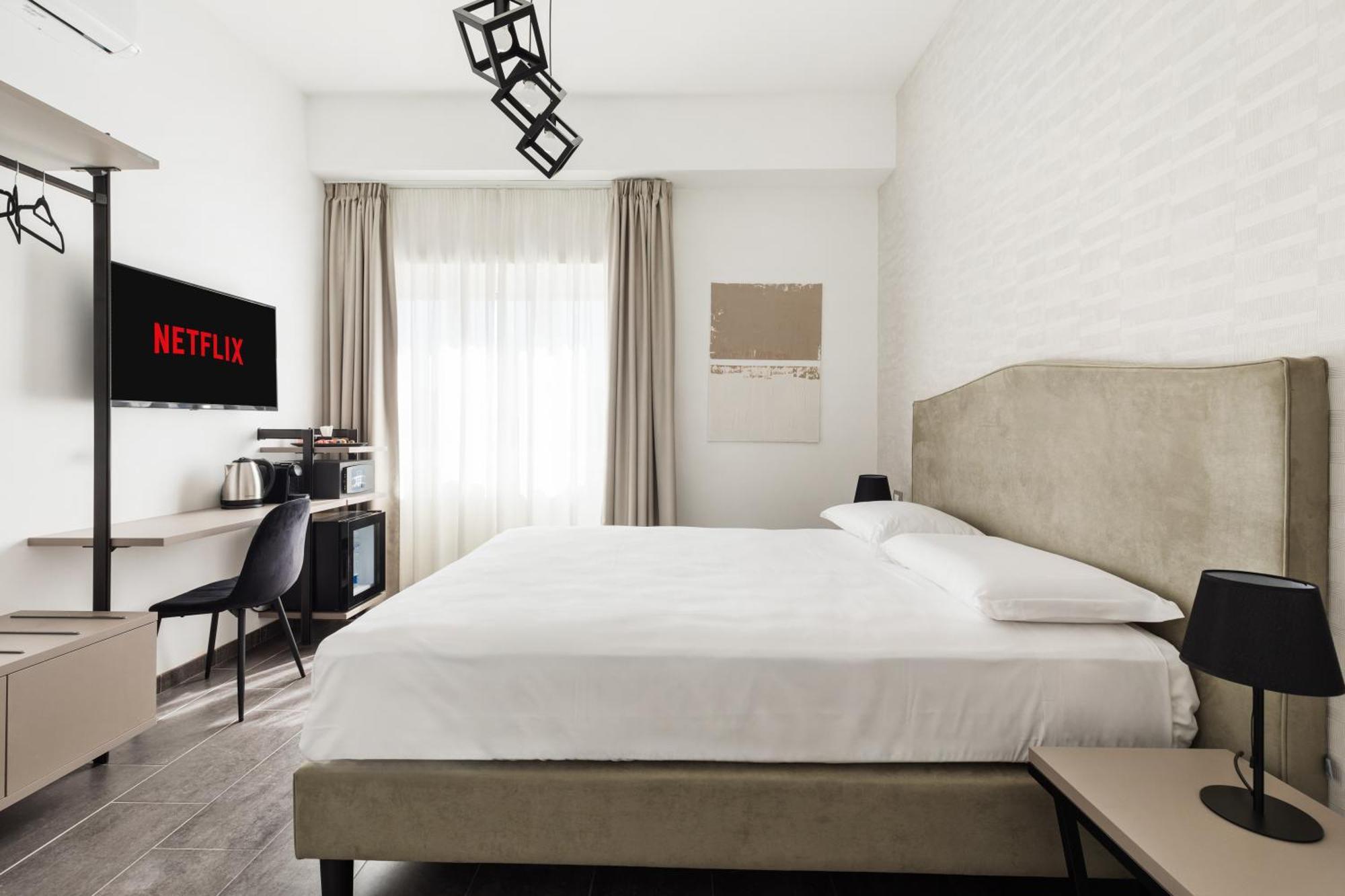 רומא Adelante Rooms San Giovanni מראה חיצוני תמונה