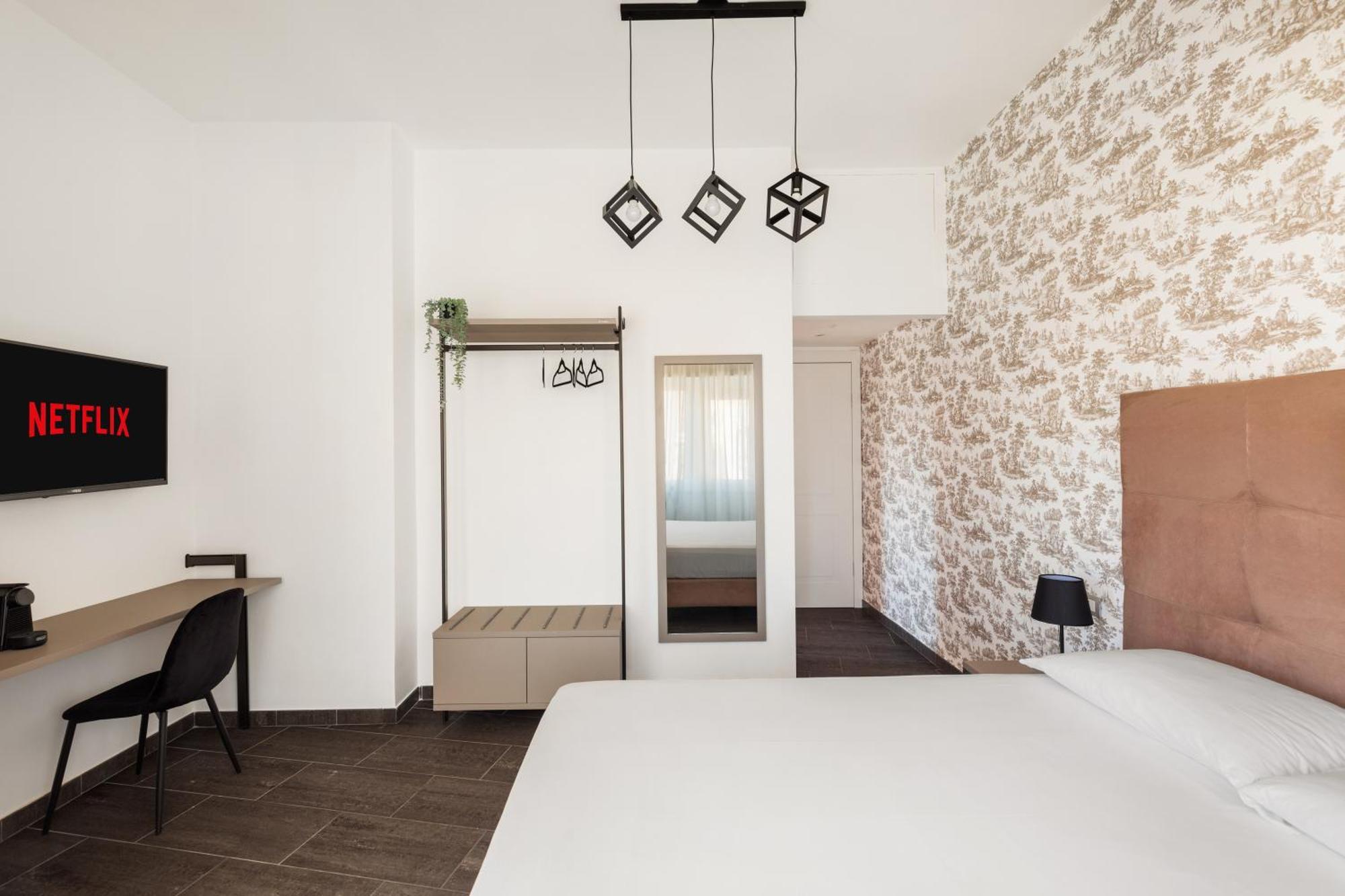 רומא Adelante Rooms San Giovanni מראה חיצוני תמונה